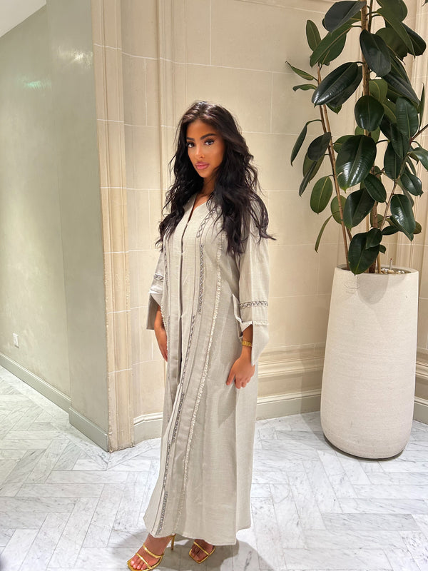 ABAYA INES