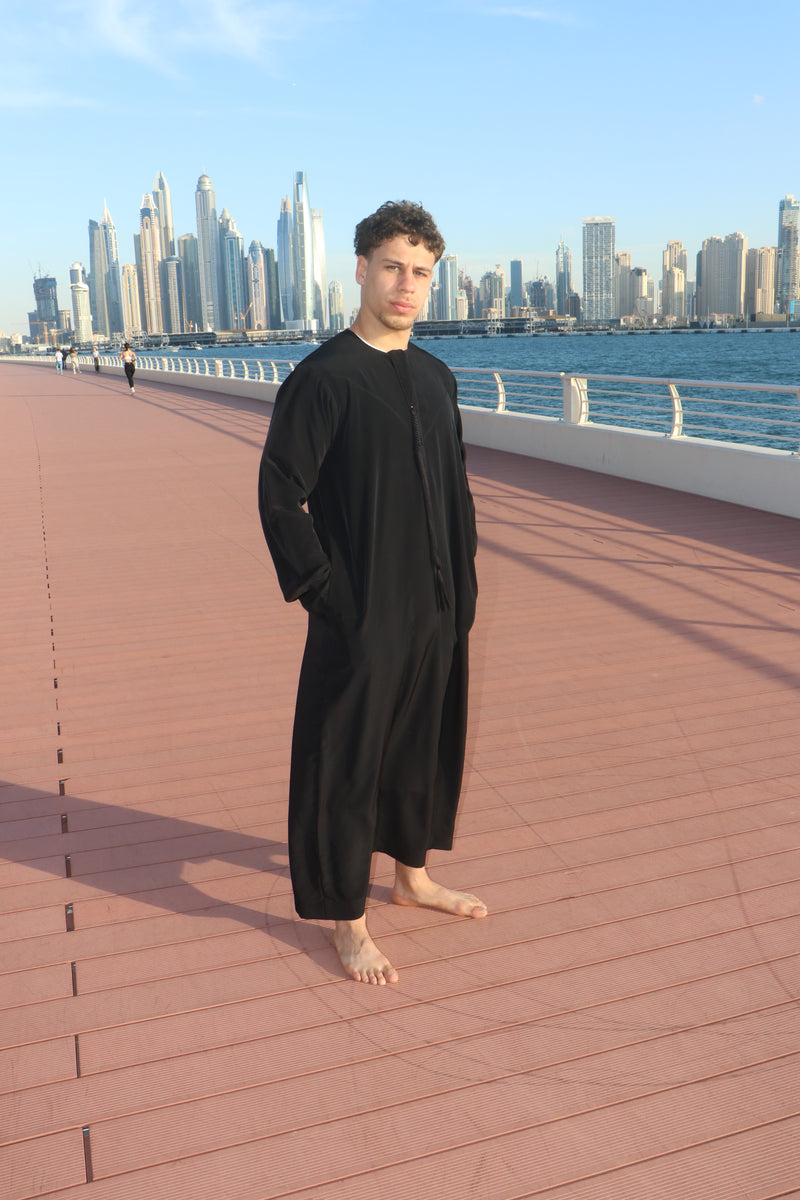 QAMIS [BLACK]