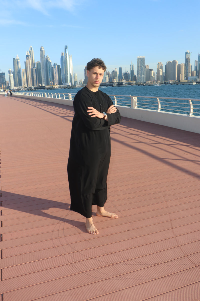 QAMIS [BLACK]